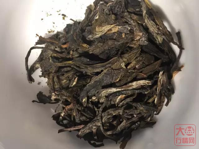 试茶大益山韵1601 苦酽蜜香两相宜